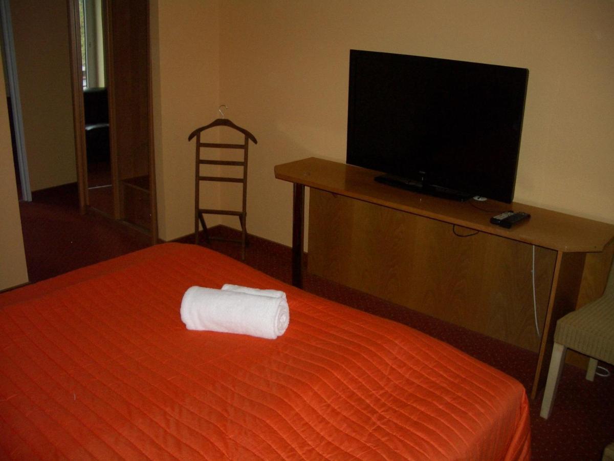 Bed and Breakfast Kardamon Жари Номер фото